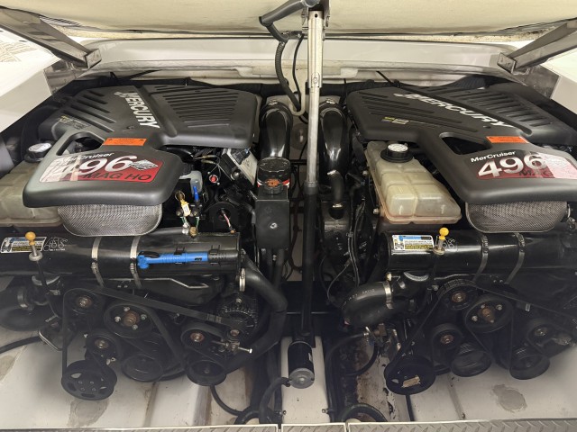 2002 Formula 400 Super Sport  for sale at True North Yacht Sales & Service