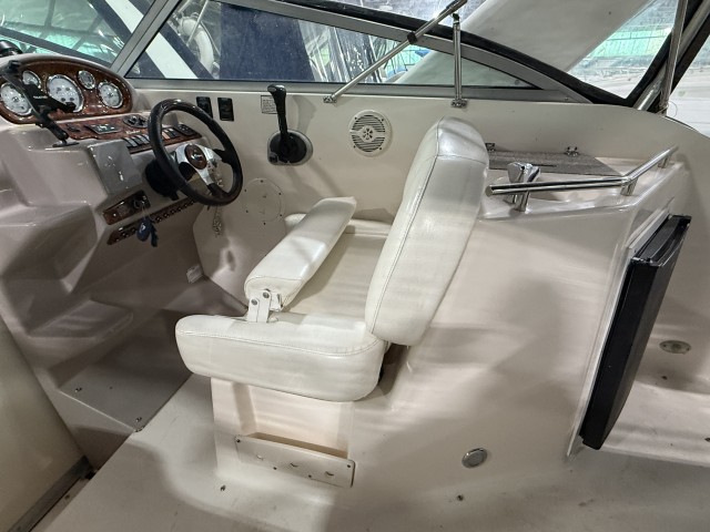 2004 Rinker 270 Fiesta Vee  for sale at True North Yacht Sales & Service