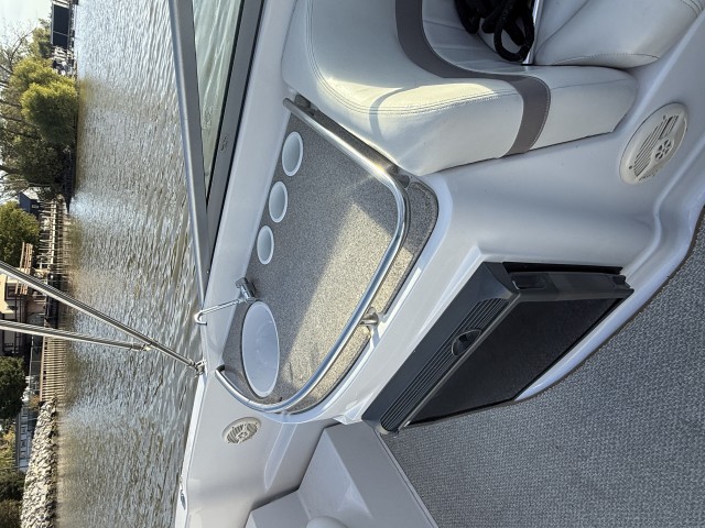 2003 Four Winns 285 Sundowner  for sale at True North Yacht Sales & Service