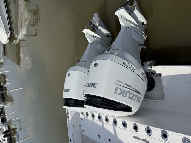 2023 Stamas 31T Aventura  for sale at True North Yacht Sales & Service