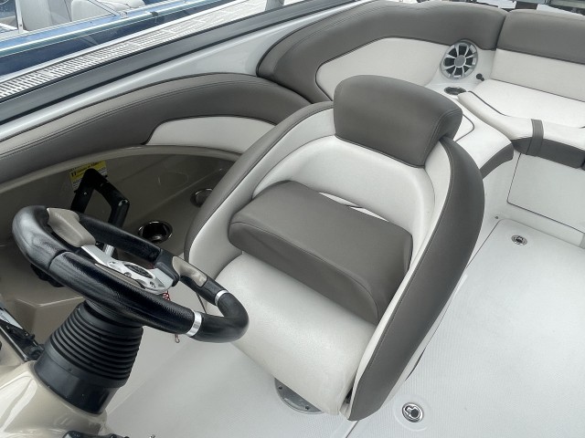2020 Yamaha 242 Limited S  for sale at True North Yacht Sales & Service