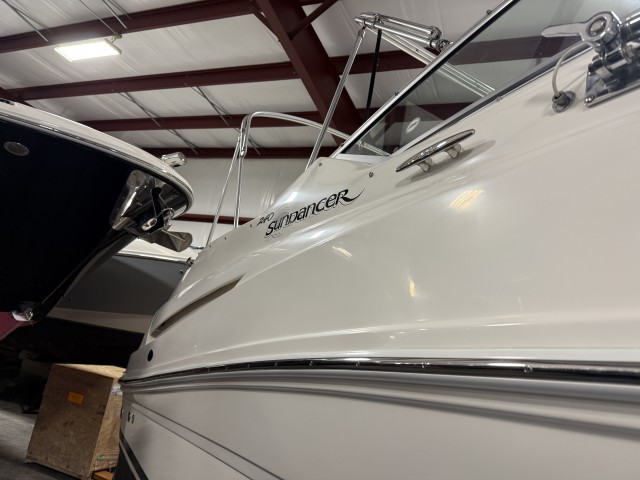 2007 SEA RAY 240 Sundancer  for sale at True North Yacht Sales & Service