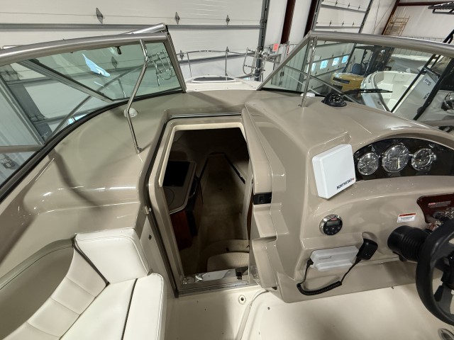 2007 SEA RAY 240 Sundancer  for sale at True North Yacht Sales & Service