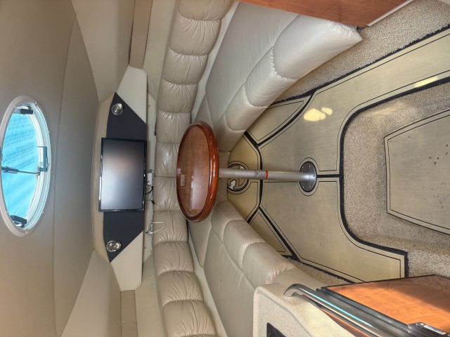 2007 LARSON CABRIO 260  for sale at True North Yacht Sales & Service