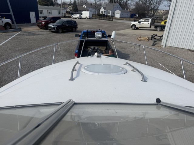 2007 LARSON CABRIO 260  for sale at True North Yacht Sales & Service