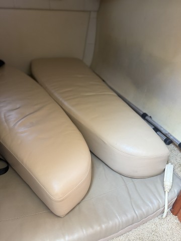 2007 LARSON CABRIO 260  for sale at True North Yacht Sales & Service