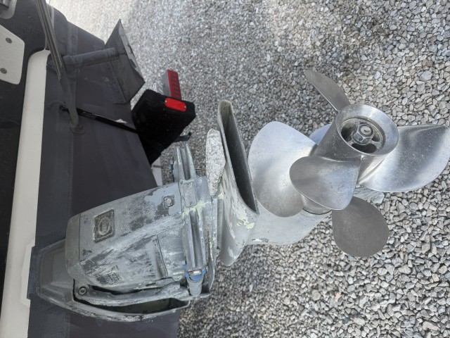 2007 LARSON CABRIO 260  for sale at True North Yacht Sales & Service