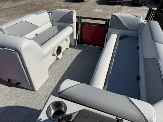 2025 TAHOE  Sport 19' Cruise Rear Bench  for sale at True North Yacht Sales & Service