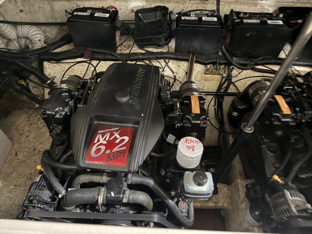 2002 Rinker FIESTA VEE 342  for sale at True North Yacht Sales & Service