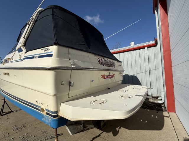 1986 SEA RAY 340 Express  for sale at True North Yacht Sales & Service