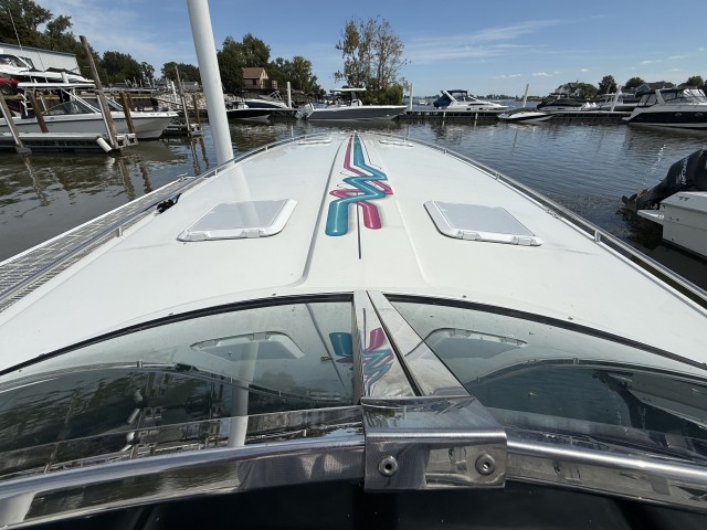 1994 FORMULA 419 SR-1  for sale at True North Yacht Sales & Service