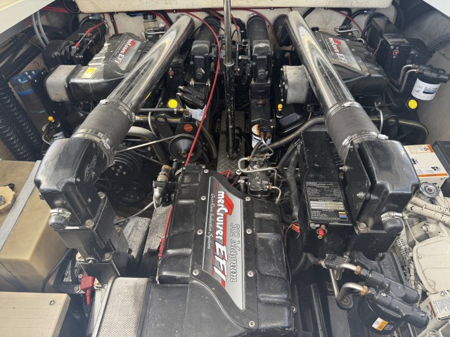 1994 FORMULA 419 SR-1  for sale at True North Yacht Sales & Service