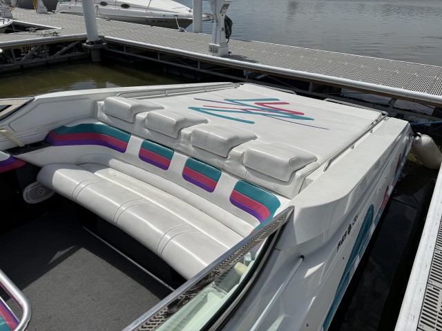 1994 FORMULA 419 SR-1  for sale at True North Yacht Sales & Service