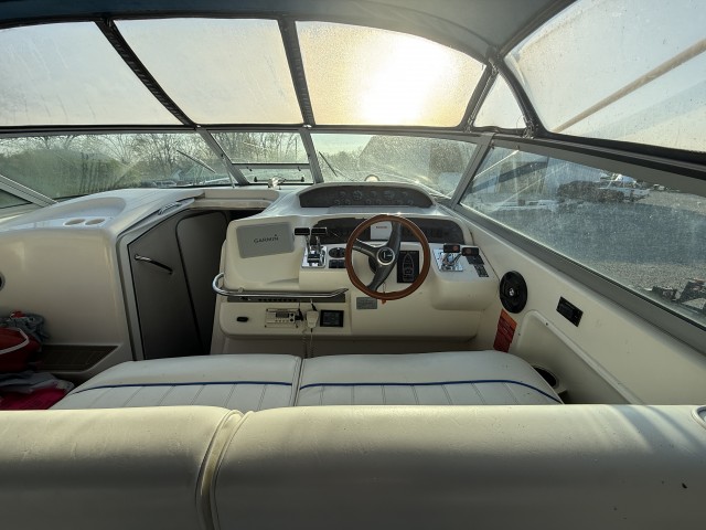 1996 SEA RAY 330 SUNDANCER  for sale at True North Yacht Sales & Service