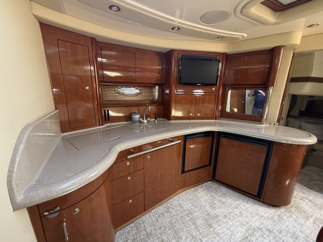 2003 SEA RAY 420 Sundancer  for sale at True North Yacht Sales & Service