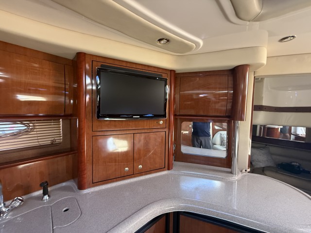 2003 SEA RAY 420 Sundancer  for sale at True North Yacht Sales & Service