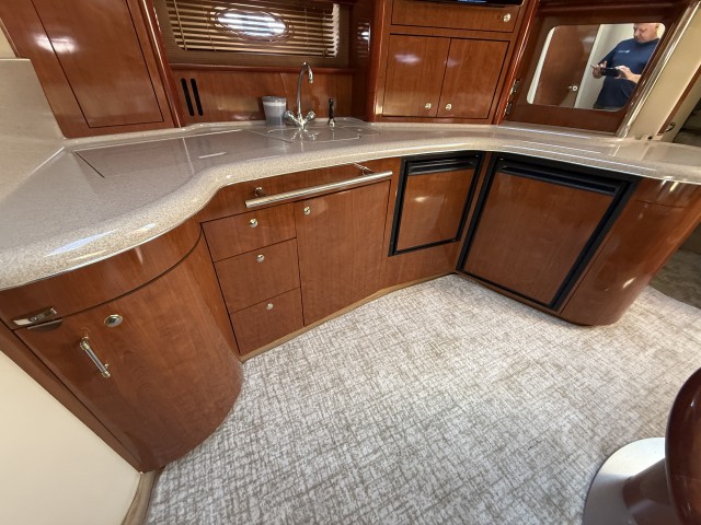 2003 SEA RAY 420 Sundancer  for sale at True North Yacht Sales & Service