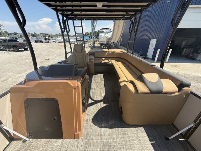 2025 TAHOE  2785 CRFS  for sale at True North Yacht Sales & Service