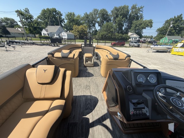 2025 TAHOE  2785 CRFS  for sale at True North Yacht Sales & Service
