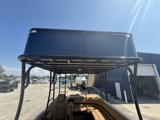 2025 TAHOE  2785 CRFS  for sale at True North Yacht Sales & Service