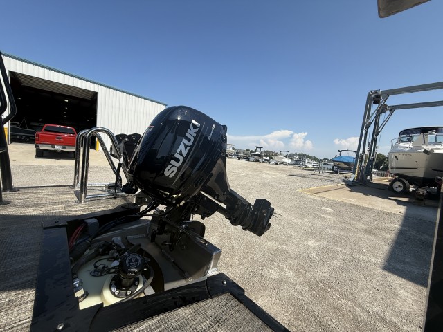2025 TAHOE  2785 CRFS  for sale at True North Yacht Sales & Service