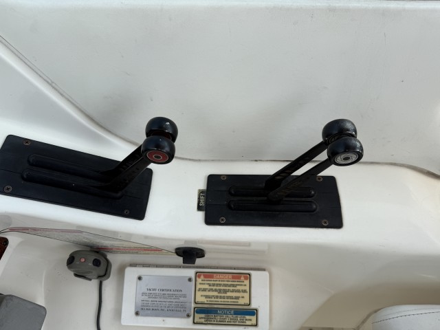 2001 SEA RAY 280 BOW RIDER  for sale at True North Yacht Sales & Service