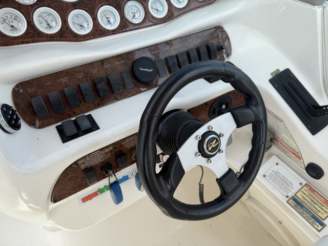 2001 SEA RAY 280 BOW RIDER  for sale at True North Yacht Sales & Service