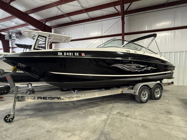 2008 Regal 2520 FASDECK  for sale at True North Yacht Sales & Service