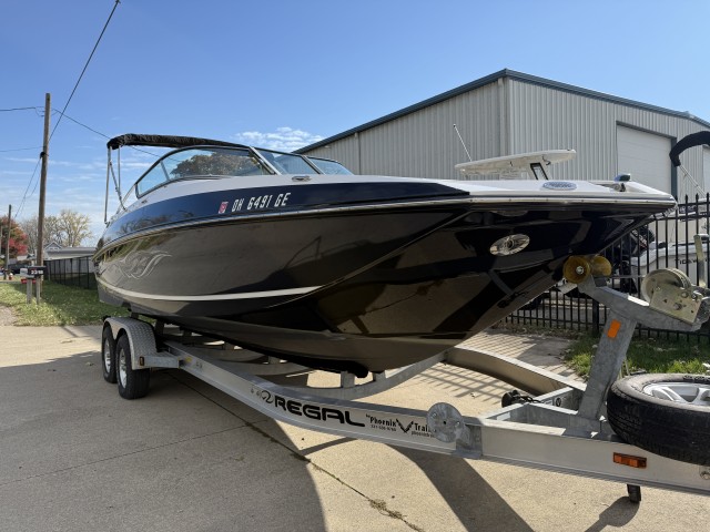 2008 Regal 2520 FASDECK  for sale at True North Yacht Sales & Service