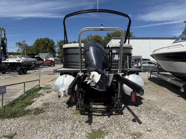 2020 Sun Chaser Geneva 22  for sale at True North Yacht Sales & Service