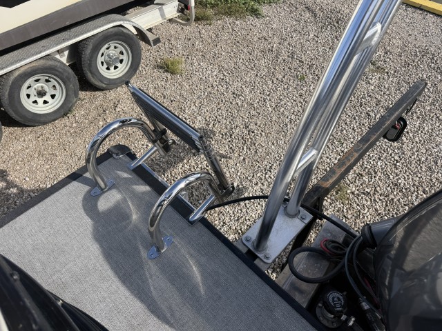 2020 Sun Chaser Geneva 22  for sale at True North Yacht Sales & Service