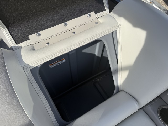 2020 Sun Chaser Geneva 22  for sale at True North Yacht Sales & Service